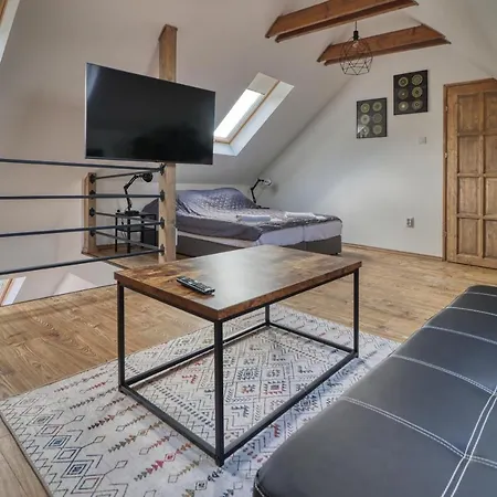 Zenloft Apartment Eger