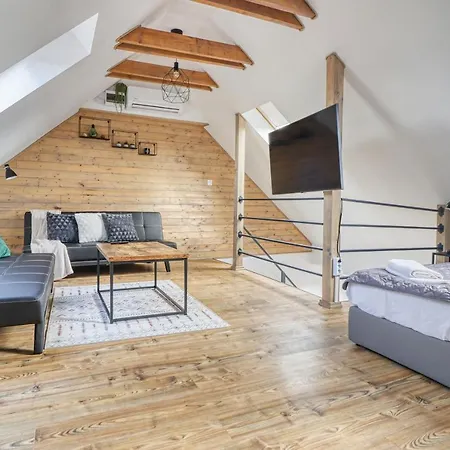 Zenloft Apartman *